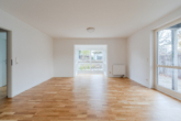 Wohnzimmer - Modernisiertes Reiheneckhaus in ruhiger Wohnlage