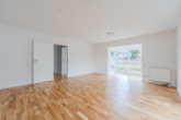 Wohnzimmer - Modernisiertes Reiheneckhaus in ruhiger Wohnlage