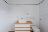 Badezimmer - Modernisiertes Reiheneckhaus in ruhiger Wohnlage