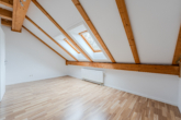 Schlafzimmer - Modernisiertes Reiheneckhaus in ruhiger Wohnlage