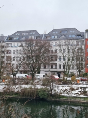 Bezugsfreie Altbauwohnung am Landwehrkanal – Kreuzberg at it´s best !, 10999 Berlin, Etagenwohnung